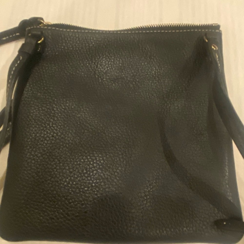 Dooney Bourke cross body - Picture 7 of 10